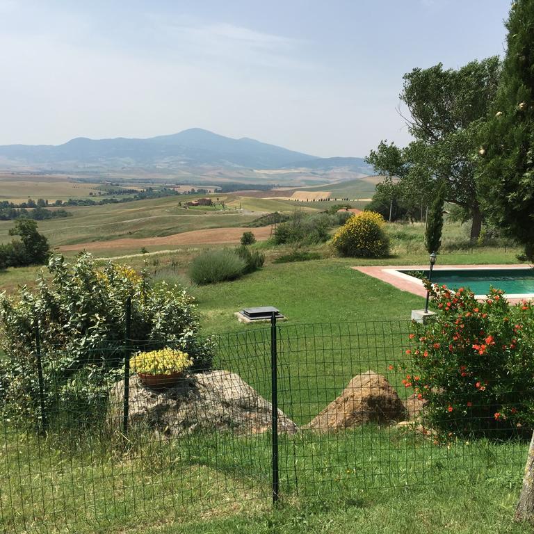 Villa Fonte All'Oppio Con Area Piscina Recintata ピエンツァ エクステリア 写真