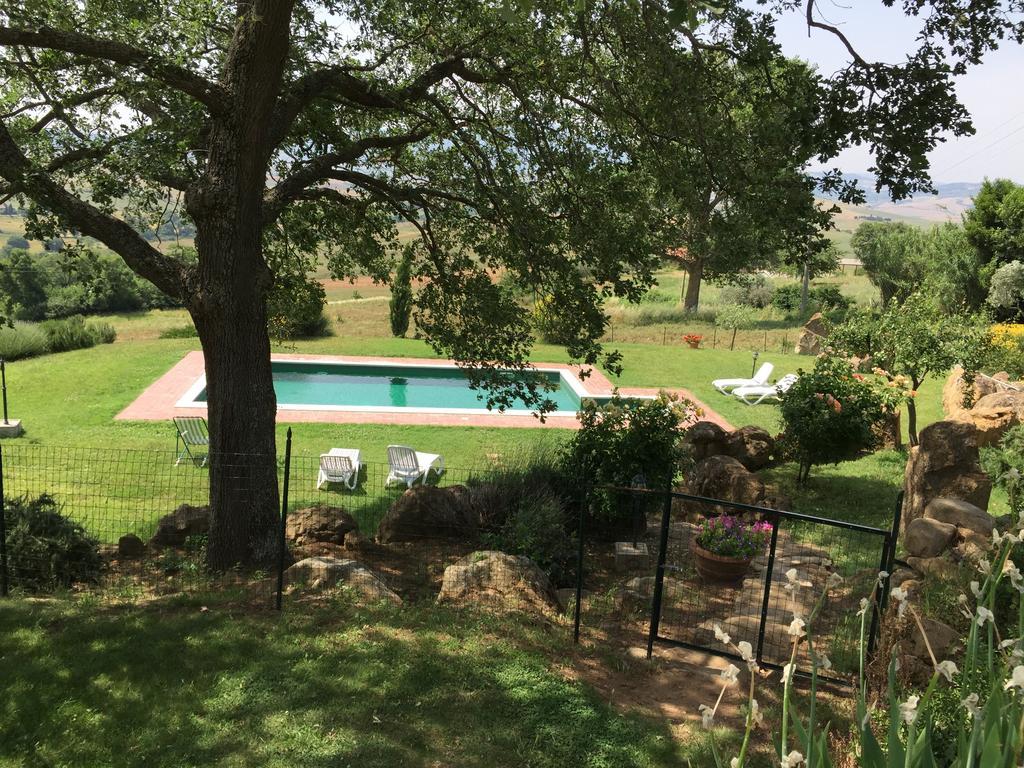 Villa Fonte All'Oppio Con Area Piscina Recintata ピエンツァ エクステリア 写真