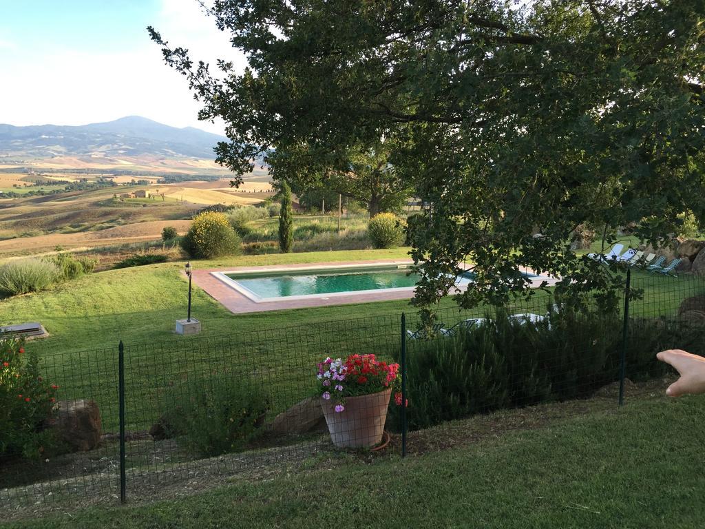 Villa Fonte All'Oppio Con Area Piscina Recintata ピエンツァ エクステリア 写真